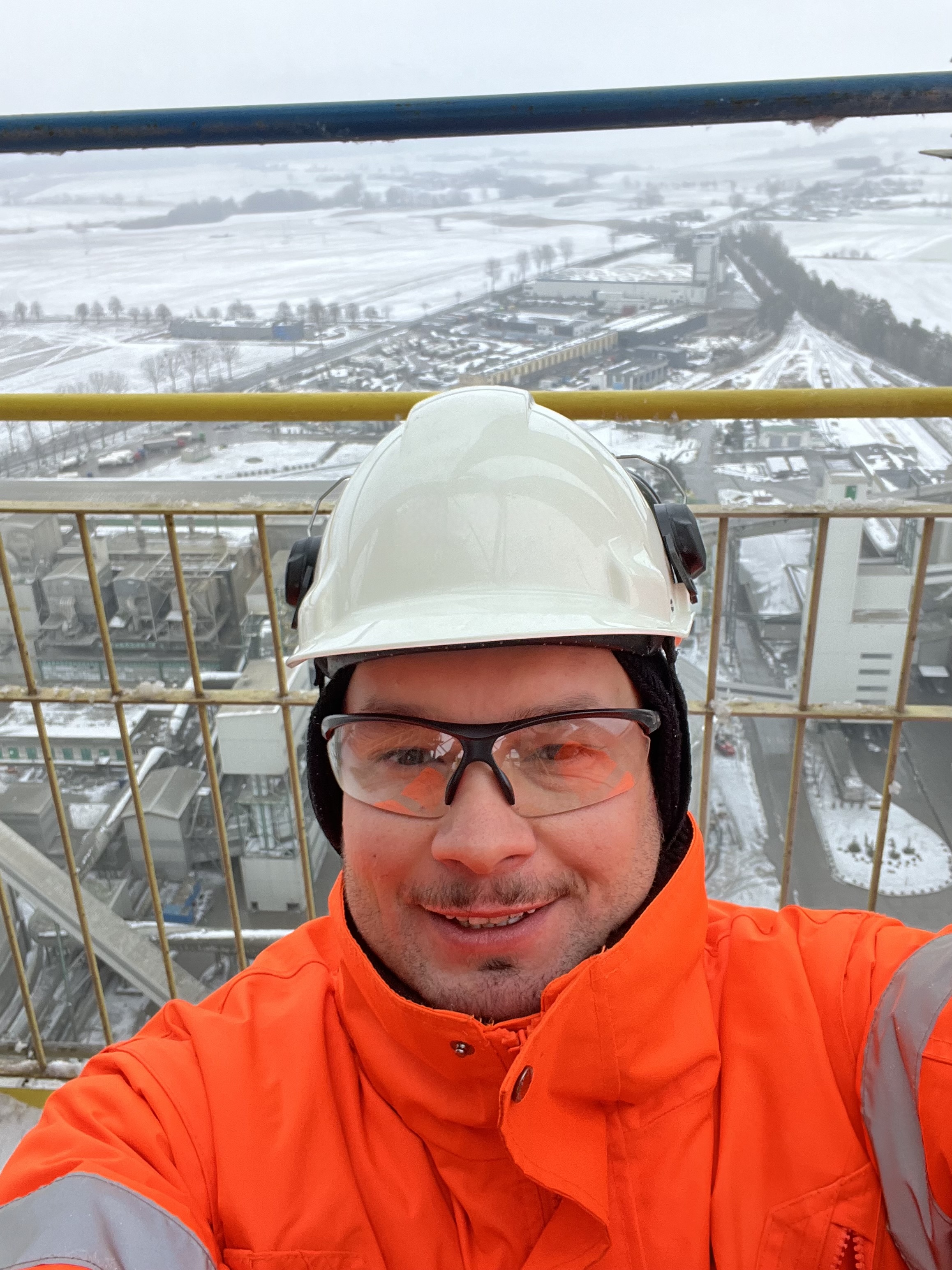 Patryk Ulatowski na obiekcie Lafarge Cement